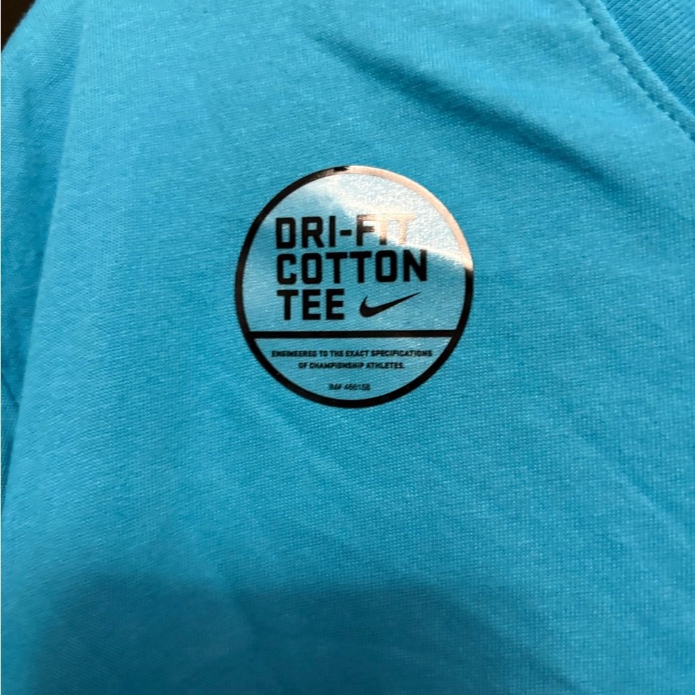 Nike Men's Aqua Blue Short Sleeve Tee - Picture 4 of 5